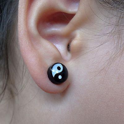 Pair of Yin and Yang Magnetic Clip On Black Stud Earrings Mens Womens Jewellery